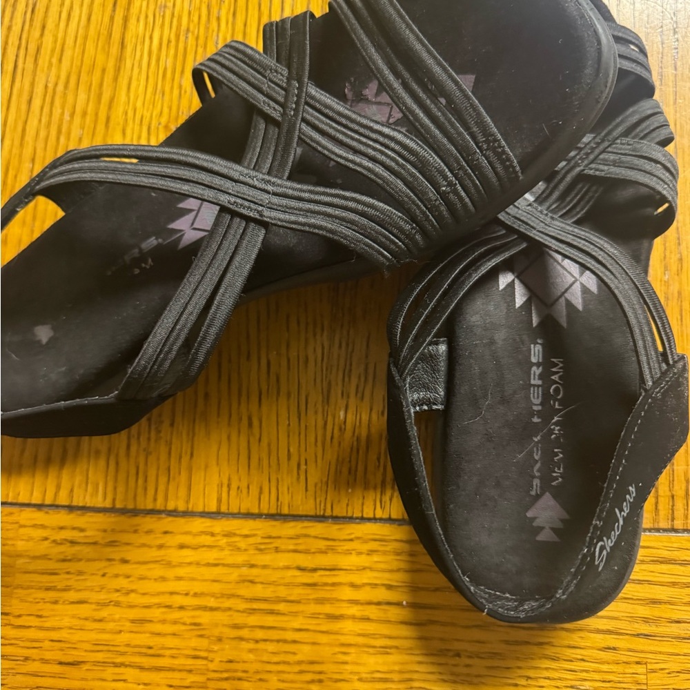 Skechers Women's Black Crisscross Sandals